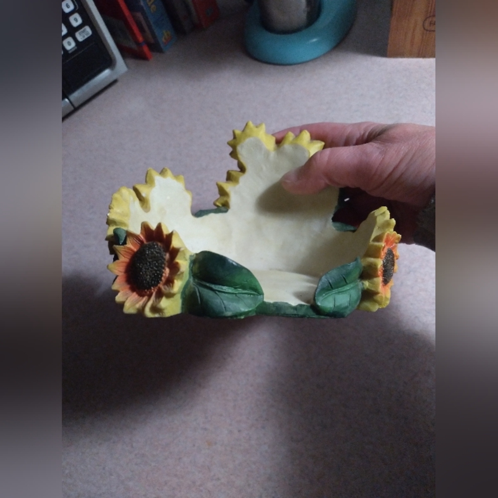 Sunflower Candle Holder - Picture 6 of 7